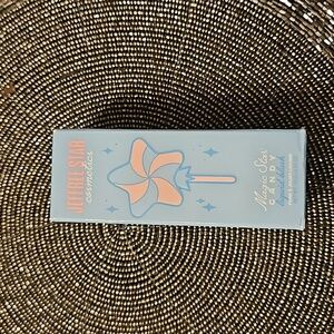 Jeffree Star liqyid blush